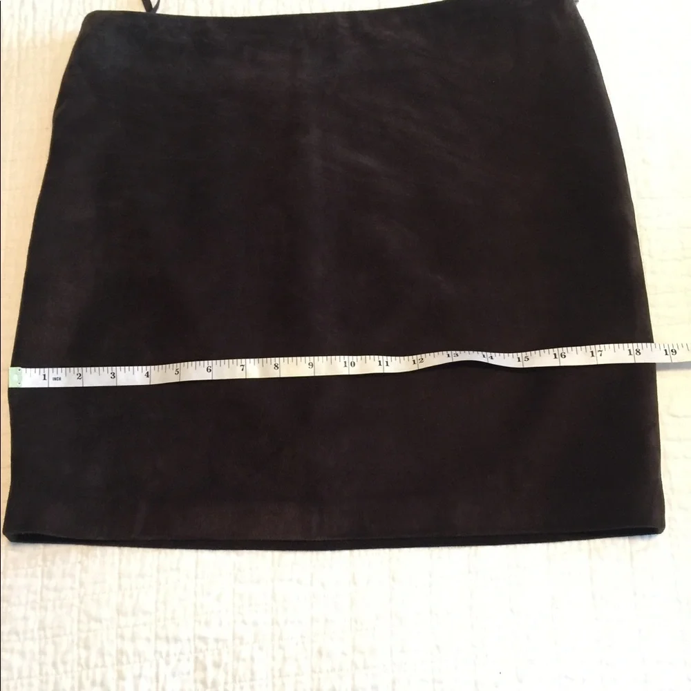 Classic Black Mini Skirt
